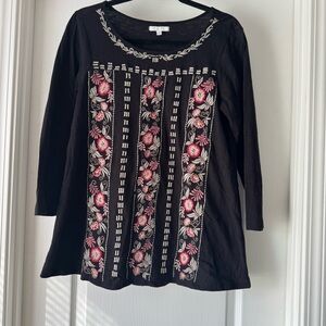 Caite Embroidered Black Cotton Tunic Top
Size Small